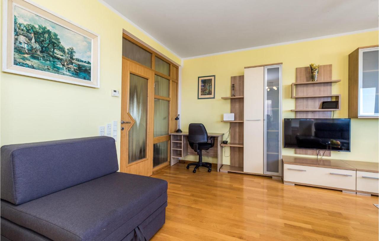 Stunning Apartment In Volosko With House Sea View Exterior photo